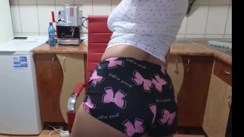 Snapshot of boom_lora chatting on October 22, 5:12 am Boom Lora online show from October 22, 5:12 am