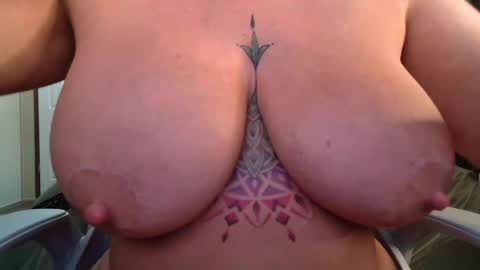 BoredCountryGirl online show from June 29, 10:15 am
