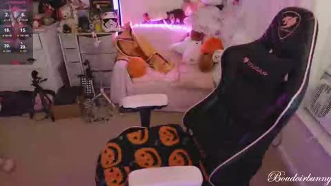 Snapshot of boudoirbunny chatting on September 24, 12:20 am Bunny online show from September 24, 12:20 am