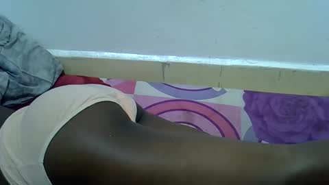 bouncy_vee online show from June 3, 1:23 pm