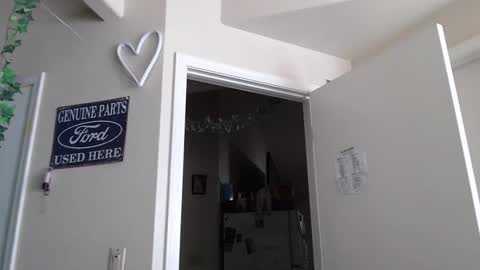 i am a naughty jedi knight online show from March 8, 6:34 pm