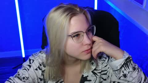 Belle  online show from December 26, 1:51 am