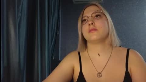 Belle  online show from March 20, 2:22 pm