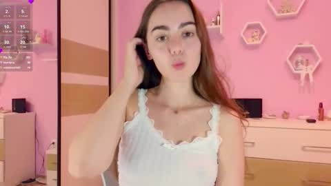 Annie online show from October 28, 8:35 pm