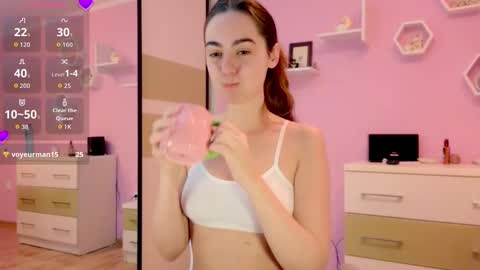 Snapshot of bratty_bun chatting on October 8, 5:50 pm Annie online show from October 8, 5:50 pm