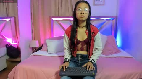 bravepetunia online show from October 18, 12:30 pm