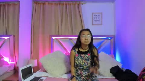 bravepetunia online show from October 17, 12:19 pm