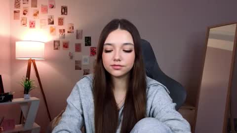 Rachel online show from February 6, 7:28 pm