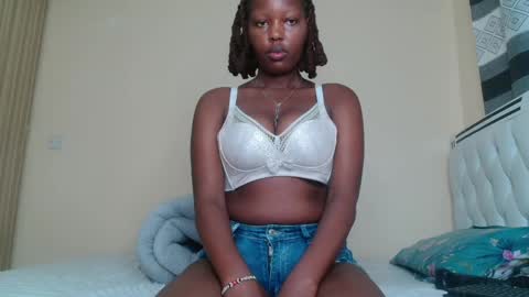 bree_beauty online show from April 14, 7:58 pm