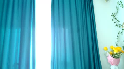 Snapshot of brenda_m00n chatting on March 11, 12:17 pm Brenda online show from March 11, 12:17 pm