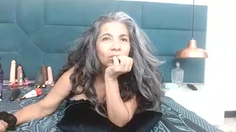 BRENDA VELASQUEZ online show from June 24, 9:58 pm