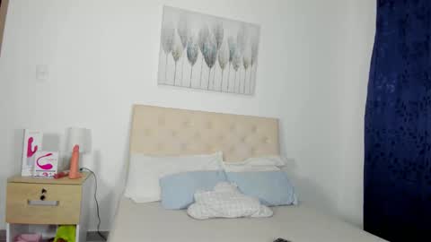 Snapshot of brenda_x_x chatting on September 9, 2:00 am Brenda online show from September 9, 2:00 am