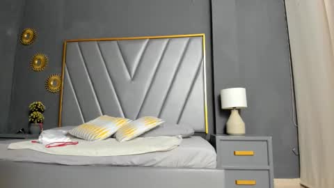 Brenda Time Schedule 0600 - 1400 GMT-5 online show from November 9, 10:55 am