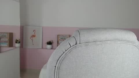 Snapshot of brendathompson_ chatting on February 19, 12:22 pm Brenda online show from February 19, 12:22 pm