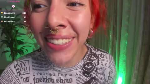 Snapshot of bri_von_dhara_ chatting on October 16, 5:04 pm Bri online show from October 16, 5:04 pm