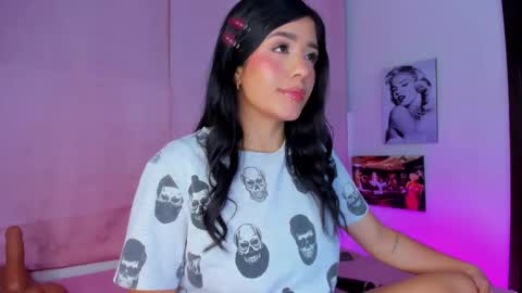 briana11_ online show from October 8, 7:46 am