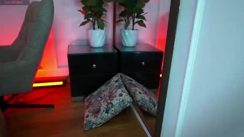 Briana Lane online show from July 28, 7:39 pm