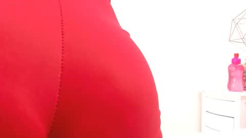 brianna_beltran online show from May 6, 7:23 am
