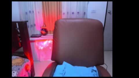 Snapshot of brianna_garnerr chatting on October 8, 8:51 am Brianna garnerr online show from October 8, 8:51 am