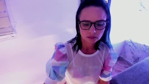 Snapshot of brianna_garnerr chatting on December 18, 3:26 am Brianna garnerr online show from December 18, 3:26 am