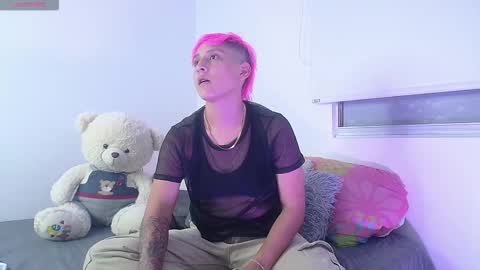 Snapshot of brianna_hard chatting on September 17, 2:20 am Brianna online show from September 17, 2:20 am