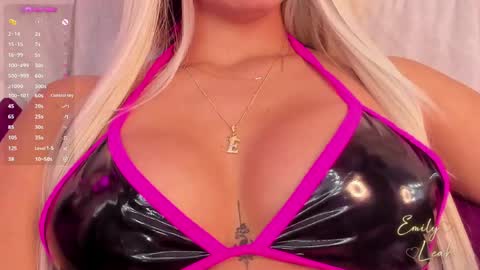 Brianna Ortiz online show from April 14, 11:21 am