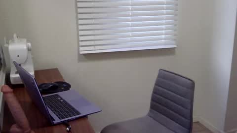 Snapshot of briannabills chatting on October 21, 10:14 pm Brianna Bills online show from October 21, 10:14 pm