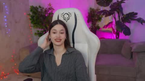 Snapshot of bright_diamonds_054 chatting on January 29, 4:19 pm Diamonds Girls online show from January 29, 4:19 pm