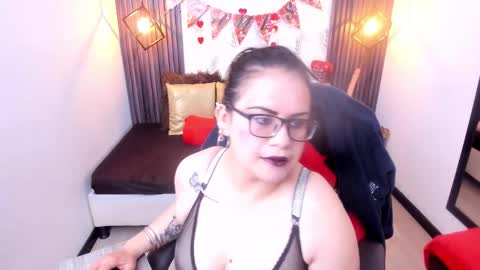 Snapshot of brigittemiller chatting on September 30, 4:01 pm BRIGITTE online show from September 30, 4:01 pm