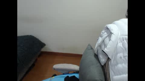 Snapshot of britannysexxy chatting on September 28, 2:51 am scarleth follow mee 3 kis online show from September 28, 2:51 am