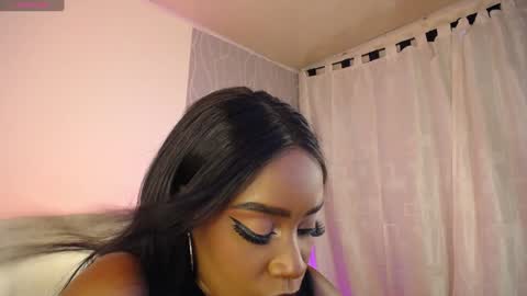 Snapshot of britanymooree chatting on January 15, 10:02 pm Britany online show from January 15, 10:02 pm