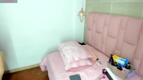 Snapshot of brithanyadams chatting on January 18, 2:36 am brithanyadams online show from January 18, 2:36 am