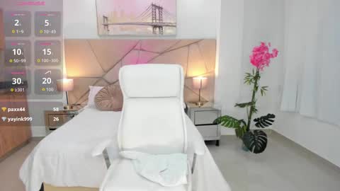 Snapshot of brithx_ chatting on September 15, 9:22 pm Brith online show from September 15, 9:22 pm