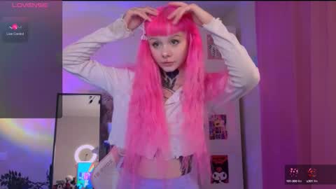 Snapshot of britney_lynch chatting on October 11, 8:22 pm Britney online show from October 11, 8:22 pm