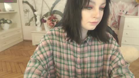 britneybarker online show from April 15, 4:13 am