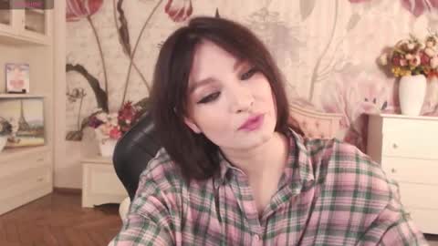 Snapshot of britneybarker chatting on September 30, 6:02 pm britneybarker online show from September 30, 6:02 pm