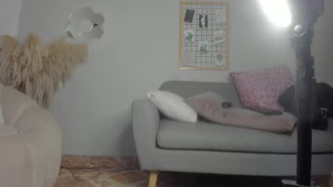 britnney_18 online show from January 30, 10:08 am