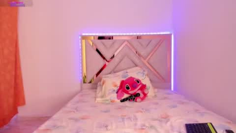 brittany 25 years old  happy as a worm  online show from July 10, 10:59 am