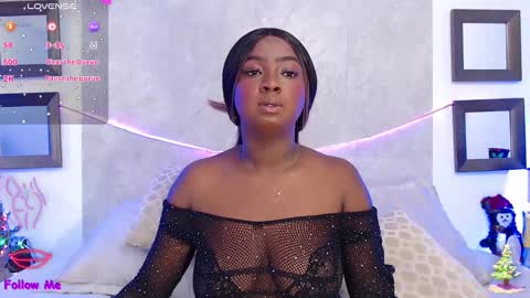 brittany 25 years old  happy as a worm  online show from December 29, 9:39 am