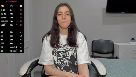 broosnica1 online show from November 28, 10:18 am