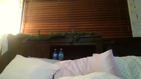 EtherealLilac online show from January 5, 11:44 pm