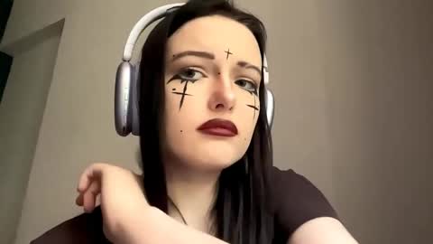Luna online show from May 15, 5:05 pm