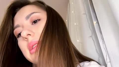 Lina online show from October 14, 7:27 pm