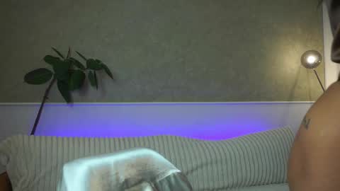 brunette_babee online show from May 28, 3:43 pm