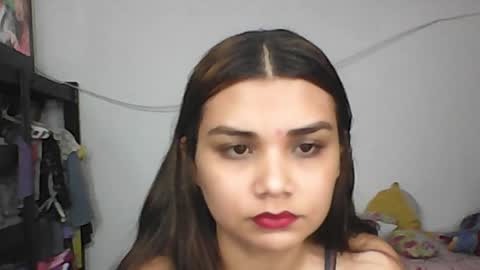 Snapshot of brunette_dan chatting on December 29, 2:27 am norma online show from December 29, 2:27 am