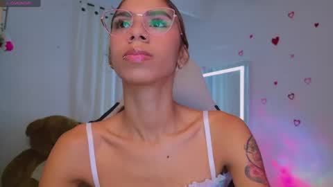 SARAH  online show from July 21, 3:51 am