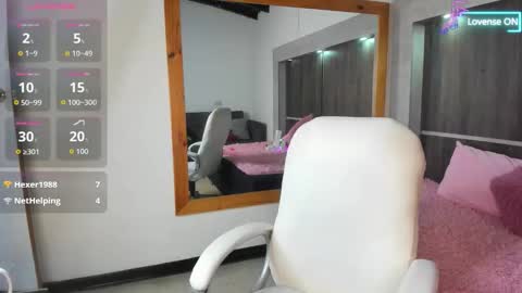 bryna_ online show from November 15, 5:52 am