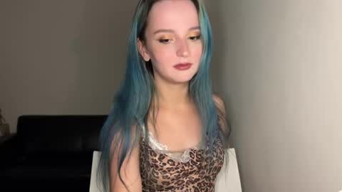 bubble_b00 online show from March 4, 2:32 pm