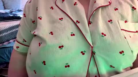 bubblegirl online show from March 24, 1:16 pm