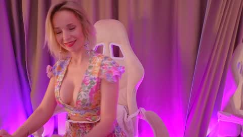 bubbling_crush online show from February 5, 10:44 pm